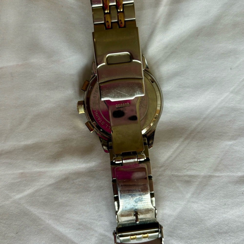 Michael Kors Stainless Steel Women’s Watch - Picture 4 of 6